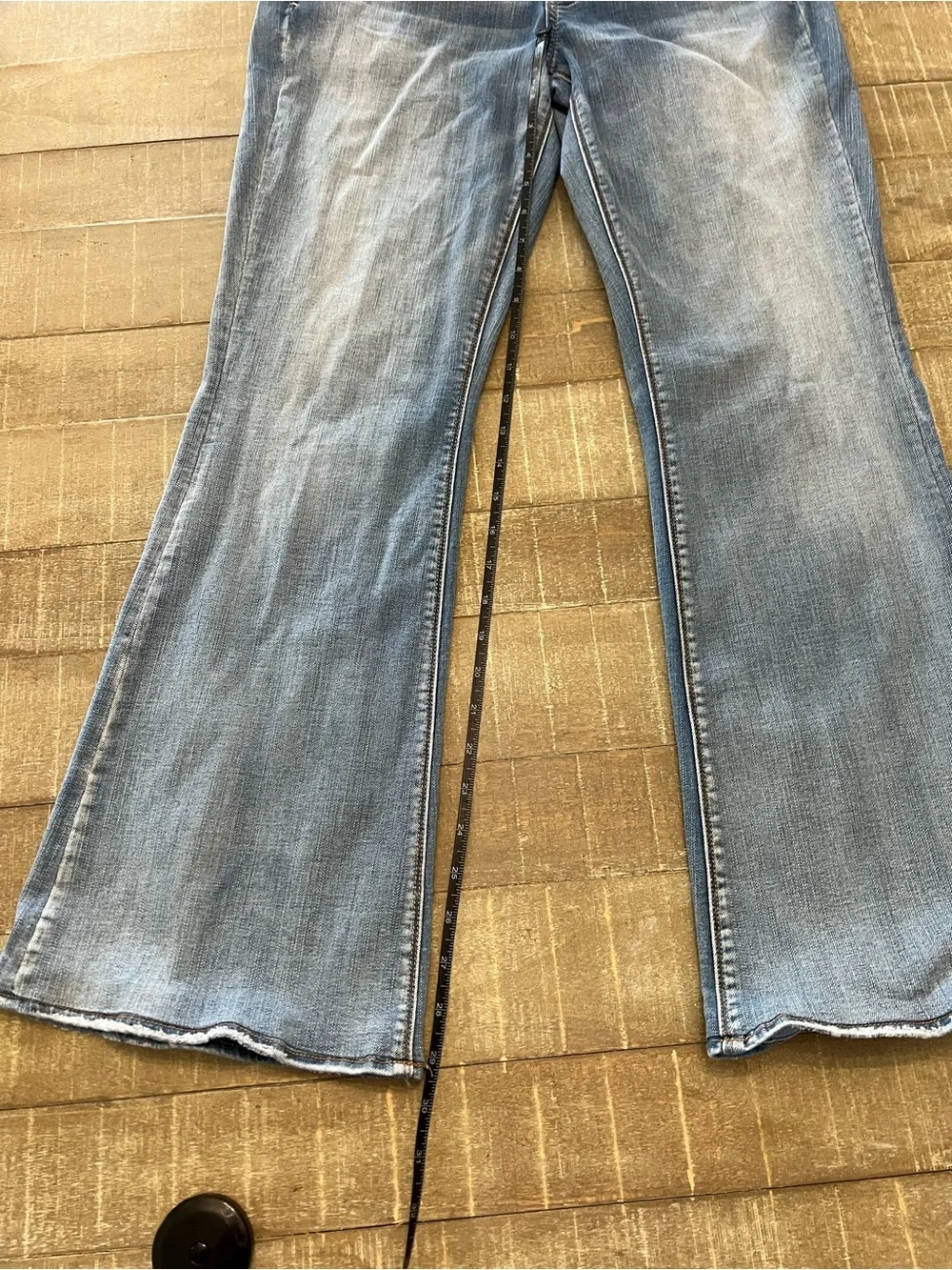 American Eagle Outfitters Light Blue Jeans Size 14
